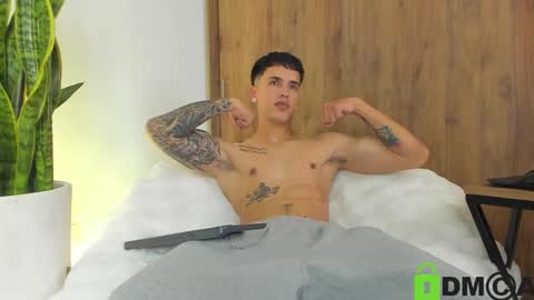 sebastian online show from March 27, 2:17 am