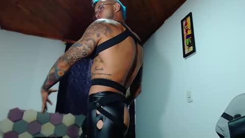 Sebastian online show from February 21, 1:33 pm