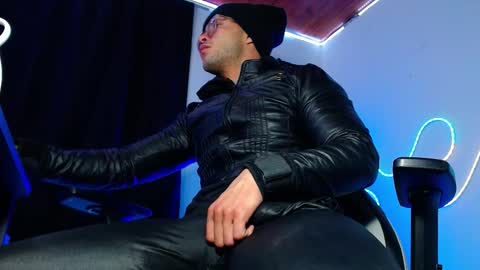 Sebastian online show from January 6, 9:57 am