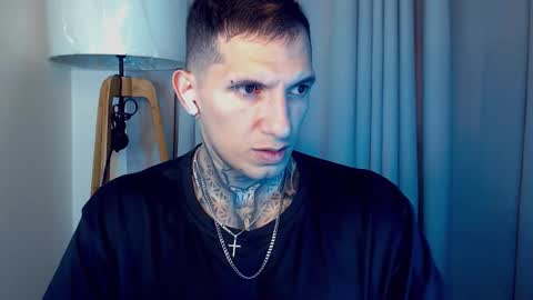 Sebastian online show from November 15, 1:18 pm