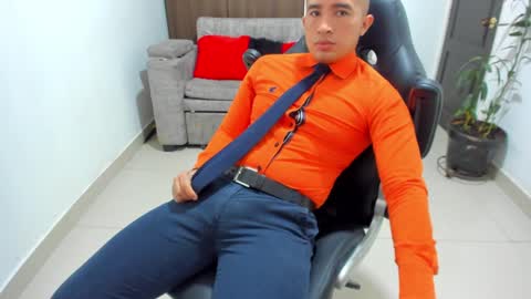 juan  sebastian online show from January 27, 3:18 pm