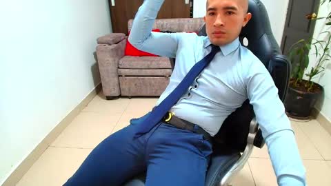 juan  sebastian online show from February 1, 3:18 pm