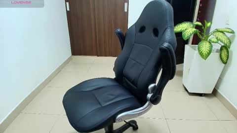 juan  sebastian online show from November 5, 1:00 pm