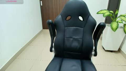 juan  sebastian online show from November 11, 12:49 pm