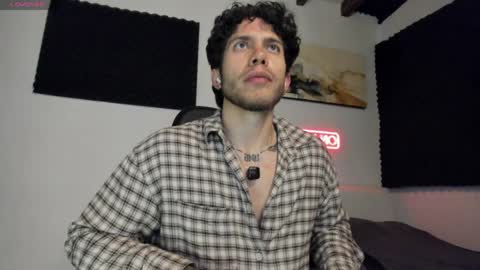 Lucian Sinclair online show from April 12, 12:48 am