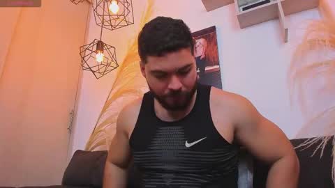 Instagram jeanpaulfit  online show from March 3, 11:21 pm