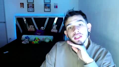 Snapshot of sebasxxl12 chatting on June 9, 11:33 am Sebas online show from June 9, 11:33 am
