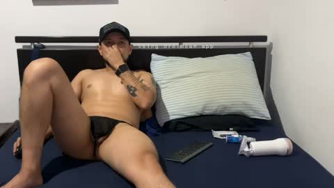 sebaz044 online show from November 16, 11:21 pm