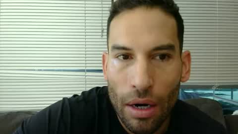 Snapshot of sebroyce chatting on June 29, 4:29 pm Sebastian Royce online show from June 29, 4:29 pm