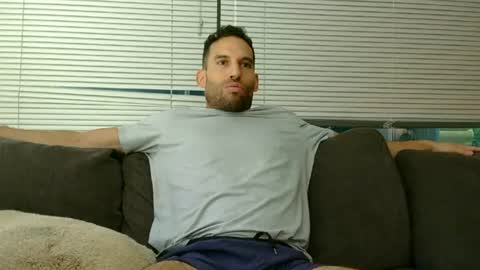 Snapshot of sebroyce chatting on June 30, 5:25 pm Sebastian Royce online show from June 30, 5:25 pm