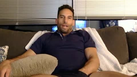 Snapshot of sebroyce chatting on July 10, 6:39 am Sebastian Royce online show from July 10, 6:39 am