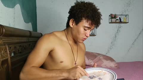 Snapshot of second_kai chatting on January 15, 7:59 am kai online show from January 15, 7:59 am