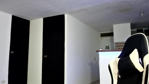 kai online show from February 5, 2:49 am