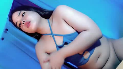 kwen online show from February 23, 5:54 pm