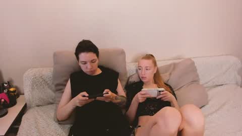 Snapshot of secret_dreams_ chatting on July 16, 6:08 am Amanda and pair in a real life we love each other but can play with you online show from July 16, 6:08 am