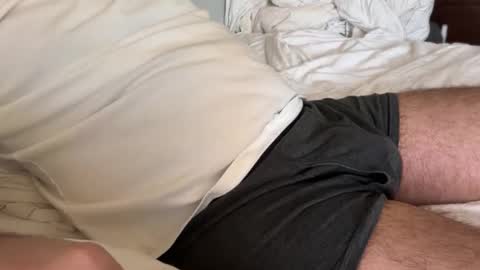 Snapshot of secret_neighbor_ chatting on October 25, 4:02 pm secret_neighbor_ online show from October 25, 4:02 pm