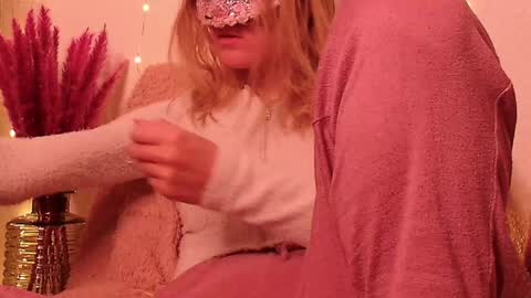 Snapshot of secretanni chatting on December 26, 4:21 am Anni online show from December 26, 4:21 am