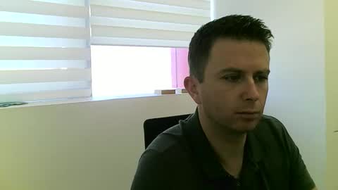 Snapshot of secretboy33 chatting on September 18, 7:32 am Secretboy33 online show from September 18, 7:32 am