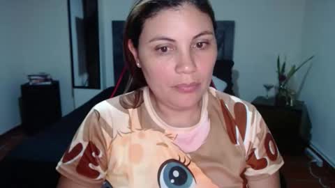 Secret Bella online show from June 3, 11:02 am