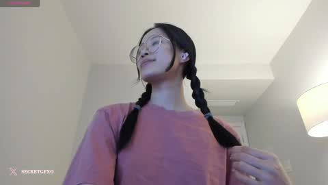 Angela online show from December 15, 11:45 am