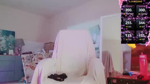 Mariot  Mery for short ..never call me PET NAMES in FREECHAT mom momy baby or sweety  online show from February 27, 4:12 am