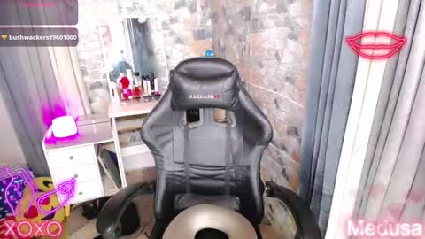 Snapshot of seduction_of_medusaxx chatting on March 8, 3:50 am Medusa online show from March 8, 3:50 am