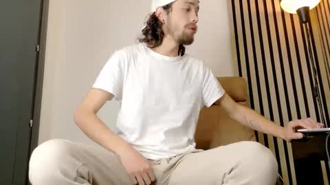 Snapshot of seductionmystique chatting on December 17, 12:22 pm seductionmystique online show from December 17, 12:22 pm