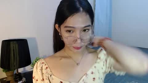 Snapshot of seductive_abia chatting on April 26, 5:16 am JUST CALL ME ABIA online show from April 26, 5:16 am