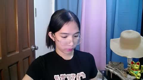 Snapshot of seductive_abia chatting on May 14, 8:21 am JUST CALL ME ABIA online show from May 14, 8:21 am