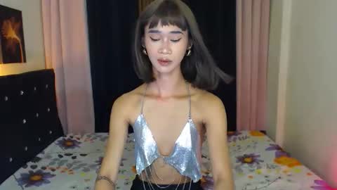 ashly online show from April 18, 7:07 pm