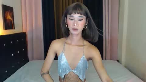 ashly online show from April 22, 3:13 pm