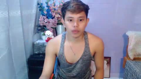 Max online show from May 15, 10:50 pm