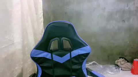 Snapshot of seductive_mitchxx chatting on June 6, 11:37 am seductive_mitchxx online show from June 6, 11:37 am
