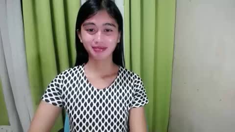 Snapshot of seductive_monicaxxx chatting on June 10, 5:23 pm NIK online show from June 10, 5:23 pm