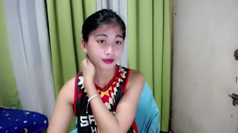 Snapshot of seductive_monicaxxx chatting on July 31, 1:27 am NIK online show from July 31, 1:27 am