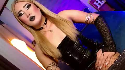 SCARLETTE  online show from April 19, 11:42 am