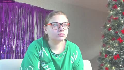 seductive_she_wolf online show from December 29, 9:17 am