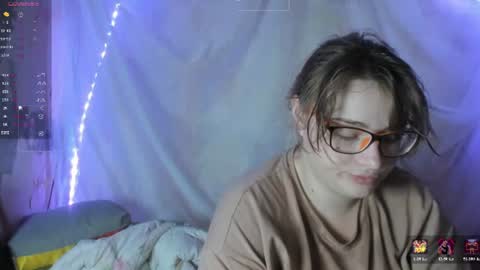Snapshot of seductive_she_wolf chatting on July 24, 3:32 pm seductive_she_wolf online show from July 24, 3:32 pm