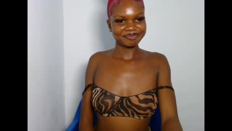 seductive_sugar247 online show from April 5, 6:38 pm