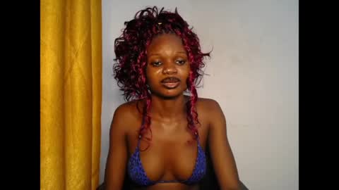 seductive_sugar247 online show from May 26, 6:04 pm