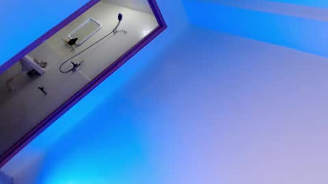 Snapshot of seductive_temptation1 chatting on December 15, 6:37 pm cath online show from December 15, 6:37 pm