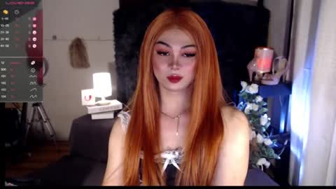 Snapshot of seductive_trixxx chatting on June 19, 5:17 pm seductive_trixxx online show from June 19, 5:17 pm