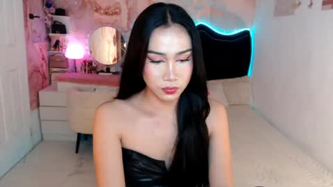 Vanessa online show from June 11, 5:11 pm