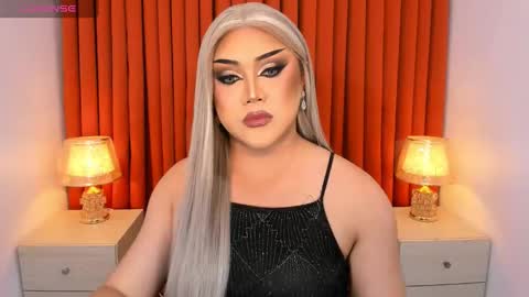 Natalie Mefford online show from February 25, 6:31 pm