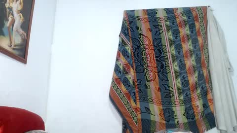 Estefany online show from December 30, 12:42 pm