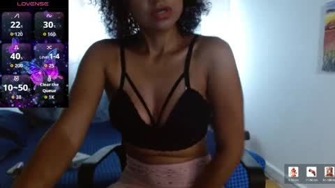 Snapshot of seductress_malia chatting on May 6, 9:09 pm seductress_malia online show from May 6, 9:09 pm