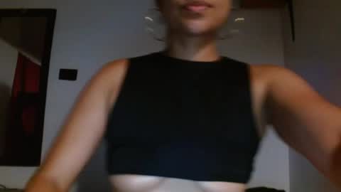 seductress_malia online show from July 10, 5:23 am