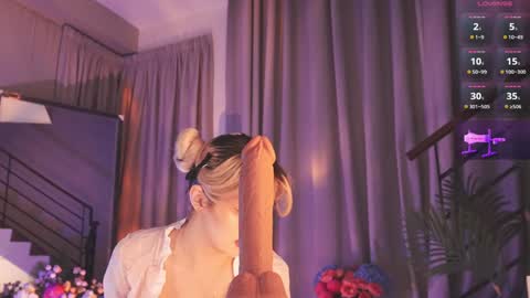 Snapshot of seduza_hyun chatting on September 12, 9:04 pm Chia online show from September 12, 9:04 pm