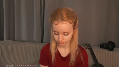Snapshot of seebunny chatting on July 19, 4:54 pm See Its honey bunny im Lana online show from July 19, 4:54 pm