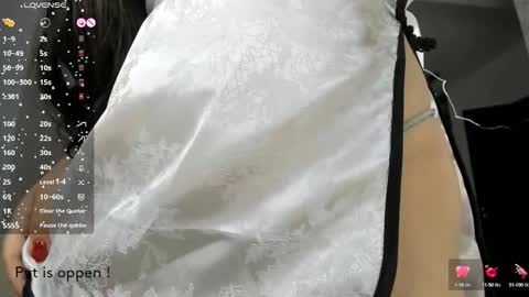 Akira Youri online show from October 16, 1:45 pm